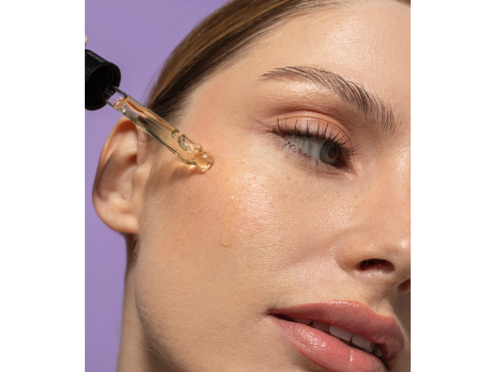 Нічна сироватка для обличчя Revuele Retinol Night Serum з ретинолом, 30 мл
